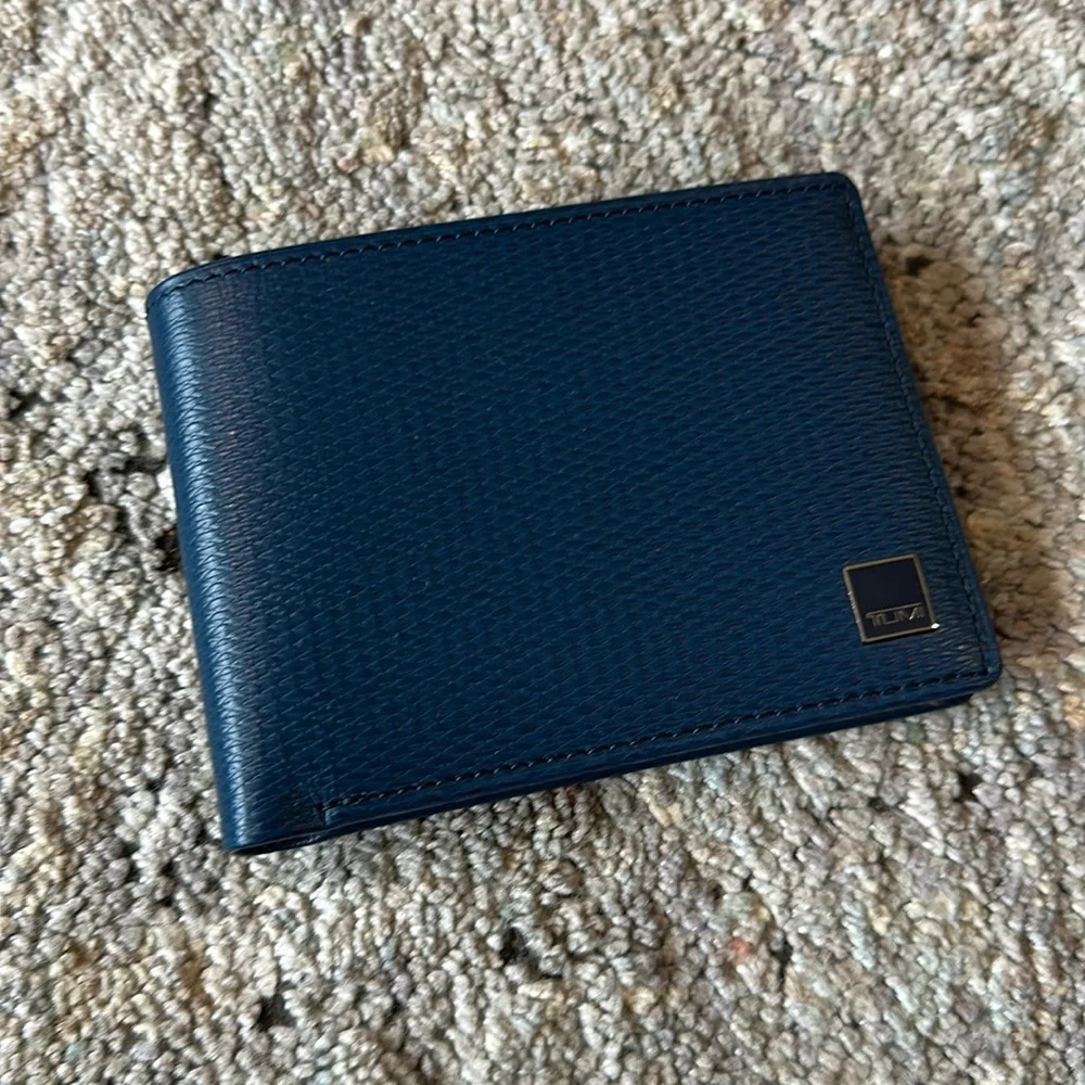 NWT Tami Monaco Double billfold - Picture 4 of 7